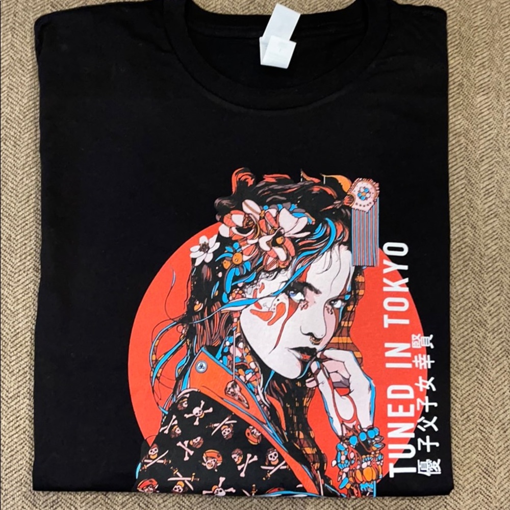 Never worn!! Brand new tuned in Tokyo tee